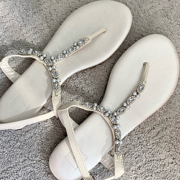 New Bridal Sandals - Picture 2 of 3